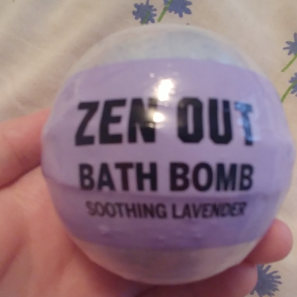 PINK bath bomb